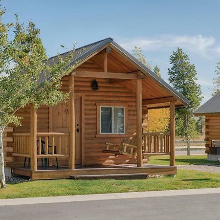 Yellowstone Grizzly Rv Park And Cabins Βίλα West Yellowstone Εξωτερικό φωτογραφία