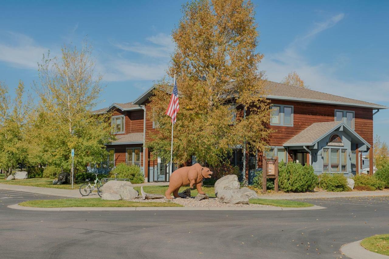 Yellowstone Grizzly Rv Park And Cabins Βίλα West Yellowstone Εξωτερικό φωτογραφία